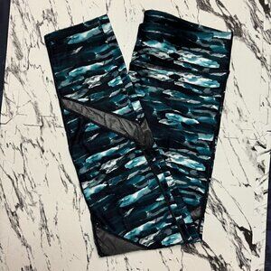 EUC - Fabletics Leggings with Mesh - Size L